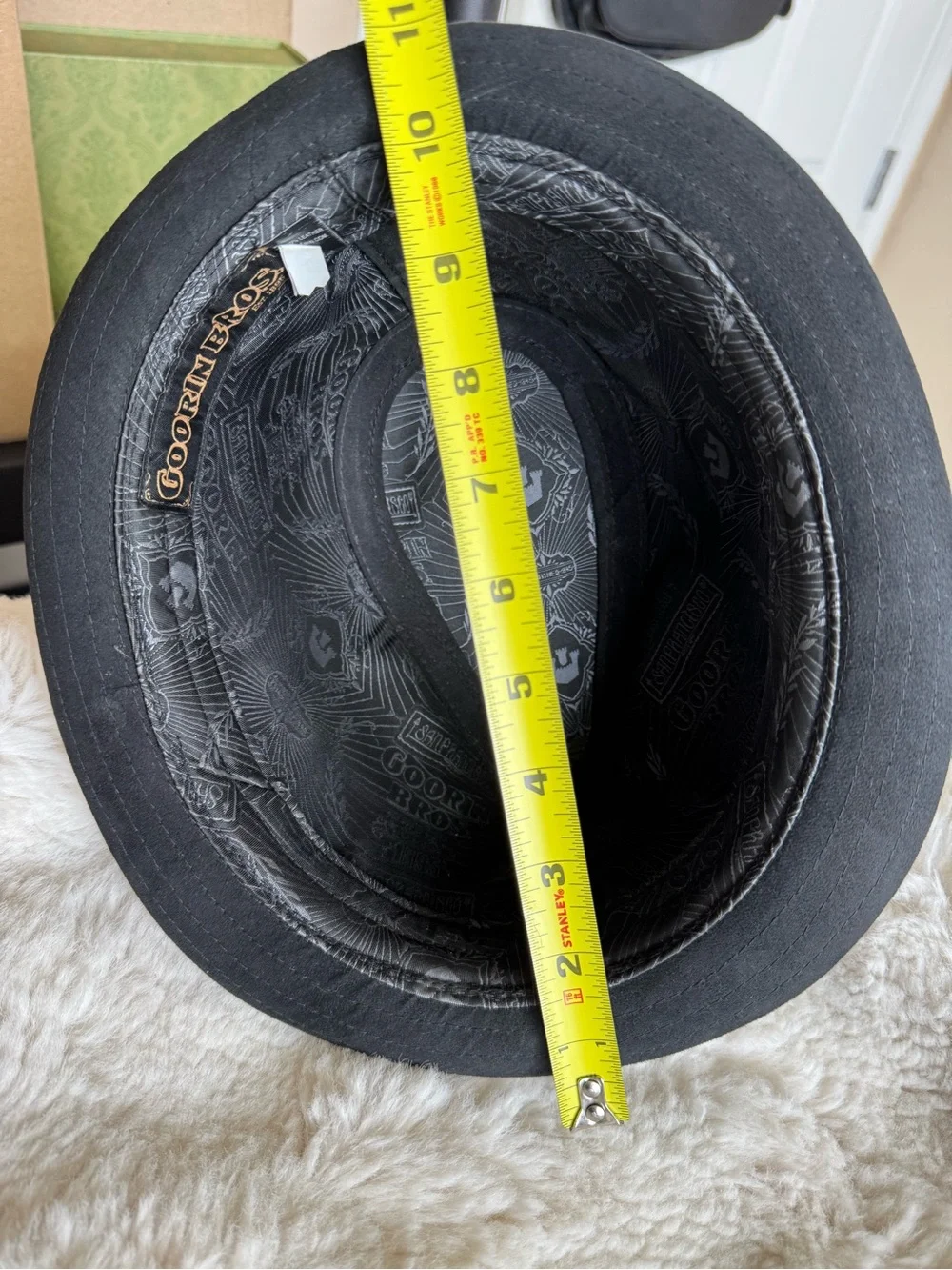 Goorin Bros Black 100% Leather Trilby Hat with Branded Metal Emblem Sz XL Rare